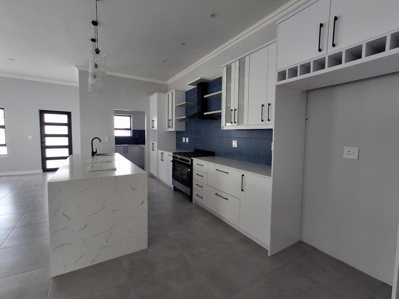 2 Bedroom Property for Sale in Britannia Bay Western Cape